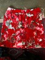 Rode fluweel fleurig rokje rok boven knie getaillerd 44, Kleding | Dames, Maat 42/44 (L), Ophalen of Verzenden, Zo goed als nieuw