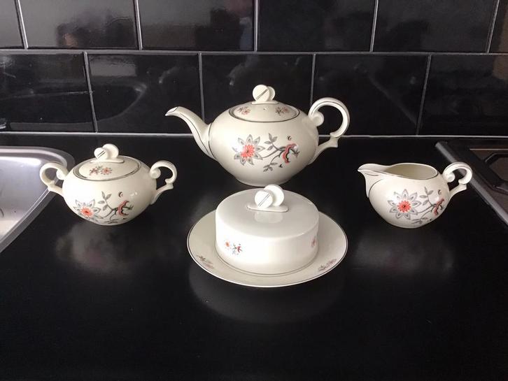 Art deco theepot - roompotje - suikerkan - botervloot Ivory, Antiek en Kunst, Antiek | Servies los, Ophalen of Verzenden