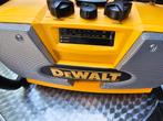 Dewalt bouwradio is gewoon nieuw kan op 220 v  en 18v, Ophalen, Nieuw, Bouwradio