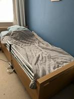 Senioren bed 90x200 cm met elektrische lattenbodem, Ophalen, Verstelbaar, 90 cm, Eenpersoons