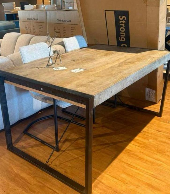 Landelijke Stoere mango houten eettafel 160 x 100 cm, Huis en Inrichting, Tafels | Eettafels, Nieuw, 50 tot 100 cm, 100 tot 150 cm