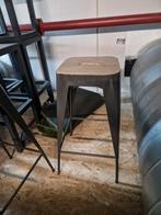 Houten barkruk met metalen frame, Huis en Inrichting, Ophalen, Gebruikt, 60 tot 90 cm, 1 kruk