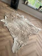 Mooie Koeienhuid Kleed - Uniek en Stijlvol!, Wit, 150 tot 200 cm, 200 cm of meer, Ophalen of Verzenden