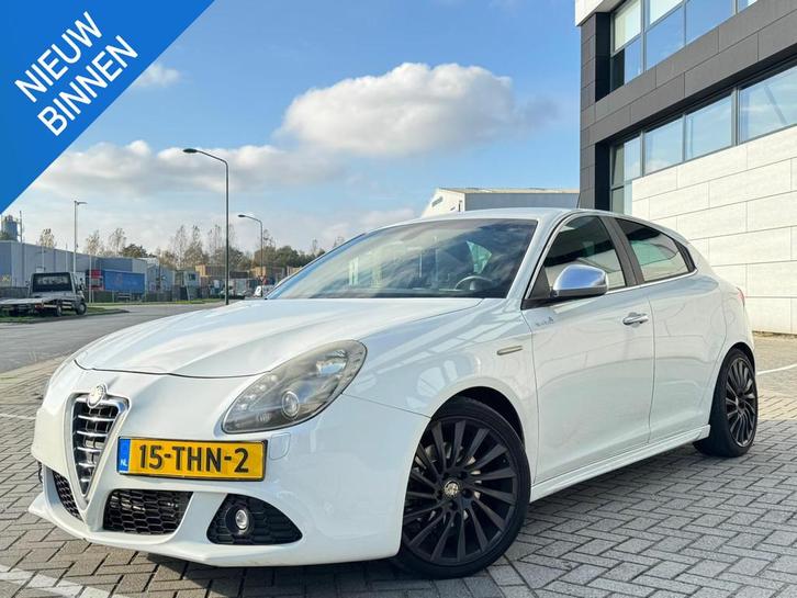 Alfa Romeo Giulietta 2.0 JTDm 240pk/NAP/18", Auto's, Alfa Romeo, Bedrijf, Te koop, Giulietta, ABS, Airbags, Airconditioning, Alarm