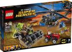 LEGO Super Heroes Batman Scarecrow Zaait Angst - 76054, Kinderen en Baby's, Speelgoed | Duplo en Lego, Ophalen of Verzenden, Nieuw