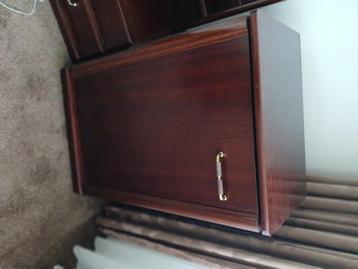 Kastje gratis beschikbaar voor biedingen