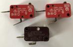 3 microswitches - aan/uit {4043}, Hobby en Vrije tijd, Ophalen of Verzenden, Zo goed als nieuw