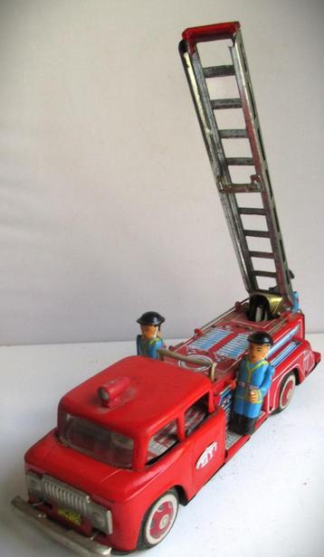 Brandweerwagen~Blikken Speelgoed Brandweer truck~Brandweerau beschikbaar voor biedingen