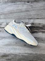 Yeezy 700 v1 ‘Analog’, Nieuw, Ophalen of Verzenden, Yeezy, Wit