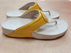 Fitflop slippers maat 42, Kleding | Dames, Schoenen, Slippers, Fitflop, Wit, Zo goed als nieuw