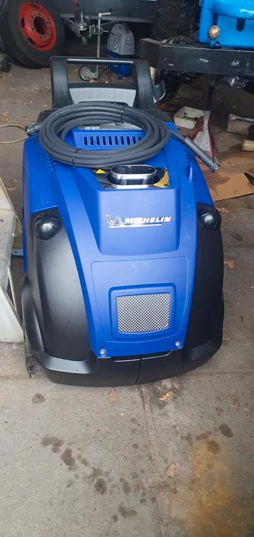 Te koop Michelin hogedrukreiniger /schrobmachine/ generator 