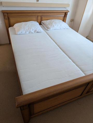 Tweepersoonsbed 160x200 - Houten Ombouw