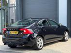 Volvo S60 1.6 T3 Momentum / Dealer OH / Navi / Trekhaak /, Auto's, Voorwielaandrijving, 4 cilinders, 150 pk, S60