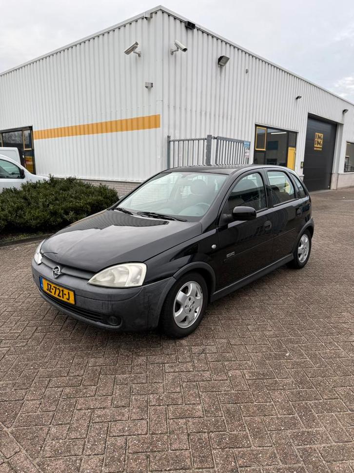 Opel Corsa 1.2 16V 5D 2002 Zwart nieuw 1 jaar APK Airco, Auto's, Opel, Bedrijf, Corsa, ABS, Airconditioning, Boordcomputer, Centrale vergrendeling