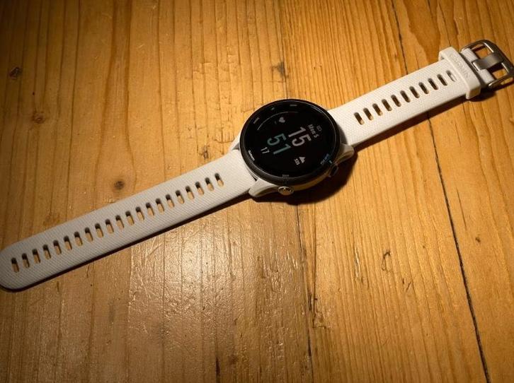 GARMIN Forerunner 255 Music Wit - Zo Goed Als Nieuw, Sieraden, Tassen en Uiterlijk, Sporthorloges, Zo goed als nieuw, iOS, Wit