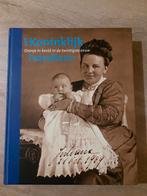 Koninklijk Fotoalbum Oranje in de Twintigste Eeuw, Ophalen of Verzenden, 20e eeuw of later, Zo goed als nieuw, Onbekend