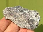 Robijn in Matrix mineralen UV Actief, Verzamelen, Mineralen en Fossielen, Ophalen of Verzenden, Mineraal