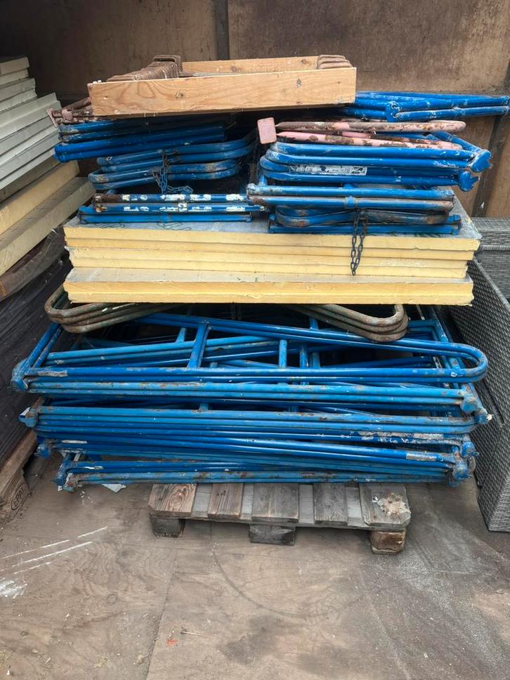 Metselschragen en profielen, Doe-het-zelf en Verbouw, Steigers, Gebruikt, Overige typen, Minder dan 2 meter, Ophalen