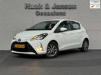 Toyota Yaris 1.5 Hybrid Active Automaat Airco, 4 cilinders, Wit, Bedrijf, Hybride Elektrisch/Benzine
