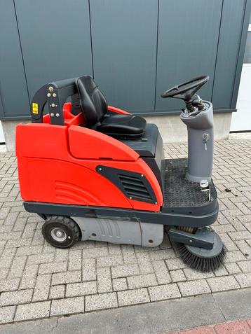 Hako Sweepmaster P980 RH beschikbaar voor biedingen