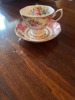 Verschillende Koffiekommen royal alberts, Ophalen