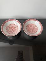 Twee grote Chinees rijstkorrel kommen rood, Antiek en Kunst, Ophalen of Verzenden