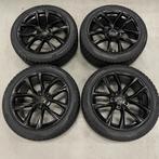 18" Tesla Model 3 Winterset. Zwarte Velgen + Winterbanden, 18 inch, Banden en Velgen, Nieuw, 235 mm