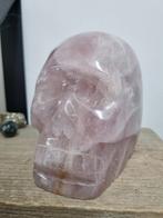 Skull / schedel van rozenkwarts vol regenboogjes, Verzamelen, Mineralen en Fossielen, Ophalen of Verzenden