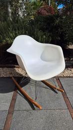 Eames RAR Schommelstoel replica schommel design kunststof, Gebruikt, Wit, Design, Ophalen of Verzenden