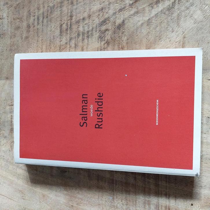 Salman Rushdie - Woede, Boeken, Literatuur, Zo goed als nieuw, Ophalen of Verzenden