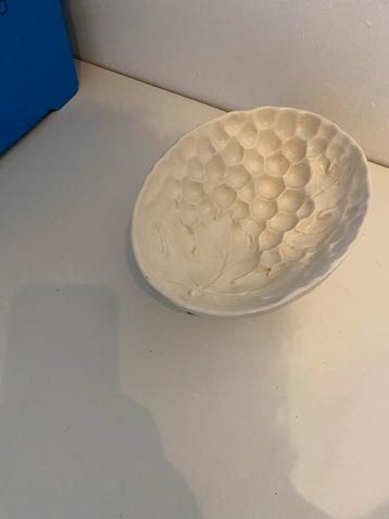 Vintage Puddingvorm Druivenmotief beschikbaar voor biedingen