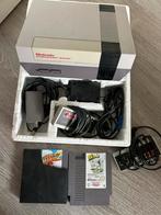 Nintendo entertainment system 1985, Spelcomputers en Games, Spelcomputers | Nintendo NES, Ophalen, Gebruikt, Met 2 controllers