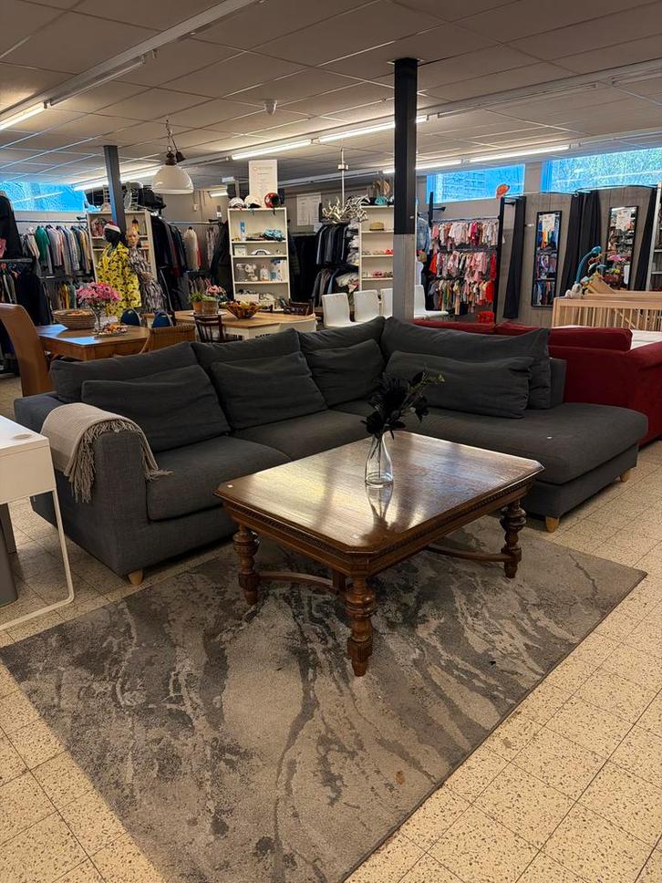 Grote grijze hoekbank - Vierpersoons of meer, Huis en Inrichting, Banken | Bankstellen, Gebruikt, Hoekbank, Vierpersoons of meer