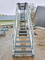Stalen trap gegalv. Hoog 2,8 mtr. Nob182, Ophalen, Zo goed als nieuw, 2 tot 4 meter