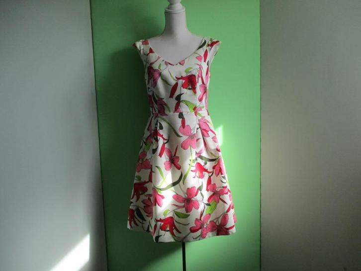 STEPS jurk maat 38, Kleding | Dames, Jurken, Zo goed als nieuw, Maat 38/40 (M), Overige kleuren, Onder de knie, Verzenden