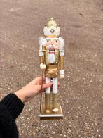 Notenkraker, Ophalen, Nieuw