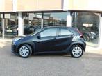 Toyota Aygo X 1.0 VVT-i MT Play | ACC | Achteruitrijcamera |, 12 maanden, Stof, Gebruikt, Euro 6