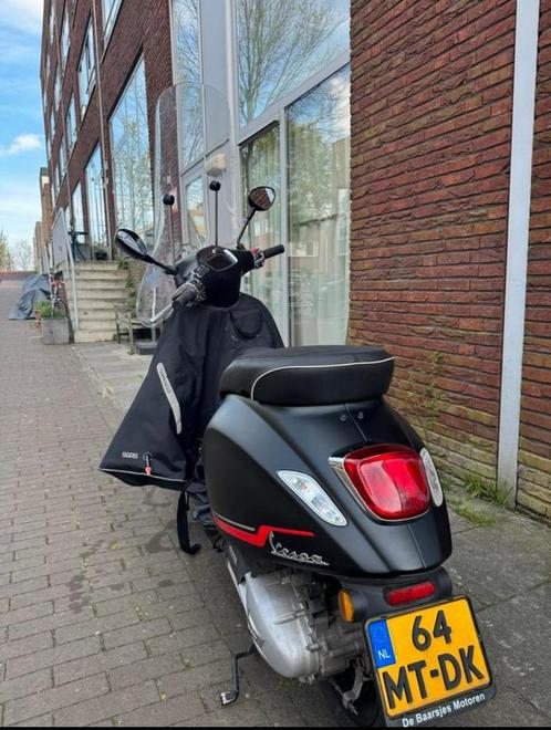 Vespa sprint 125cc, Computers en Software, Desktop Pc's, Zo goed als nieuw, Ophalen of Verzenden