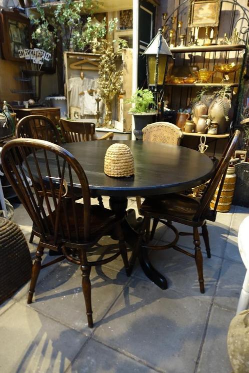zwarte ronde eetkamer tafel, Huis en Inrichting, Tafels | Eettafels, Zo goed als nieuw, 100 tot 150 cm, 100 tot 150 cm, Vier personen