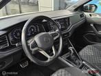 Volkswagen Taigo 1.0 TSI R-Line Panorama/Beats/Black style/C, Auto's, Stof, Zwart, Electronic Stability Program (ESP), Wit