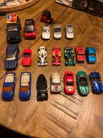 Hot Wheels En andere Miniatuur Auto's - Los Verkoop of samen, Hobby en Vrije tijd, Modelauto's | 1:18, Ophalen of Verzenden, Gebruikt