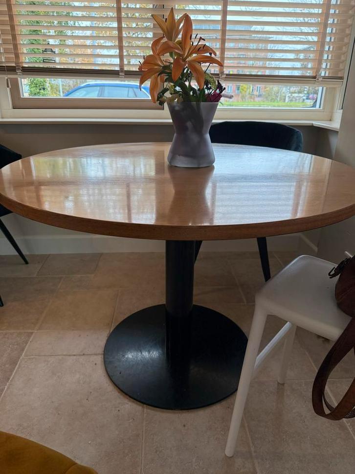 Mooie Ronde Tafel, Huis en Inrichting, Tafels | Eettafels, Gebruikt, 100 tot 150 cm, Vijf personen of meer, Rond, Overige houtsoorten
