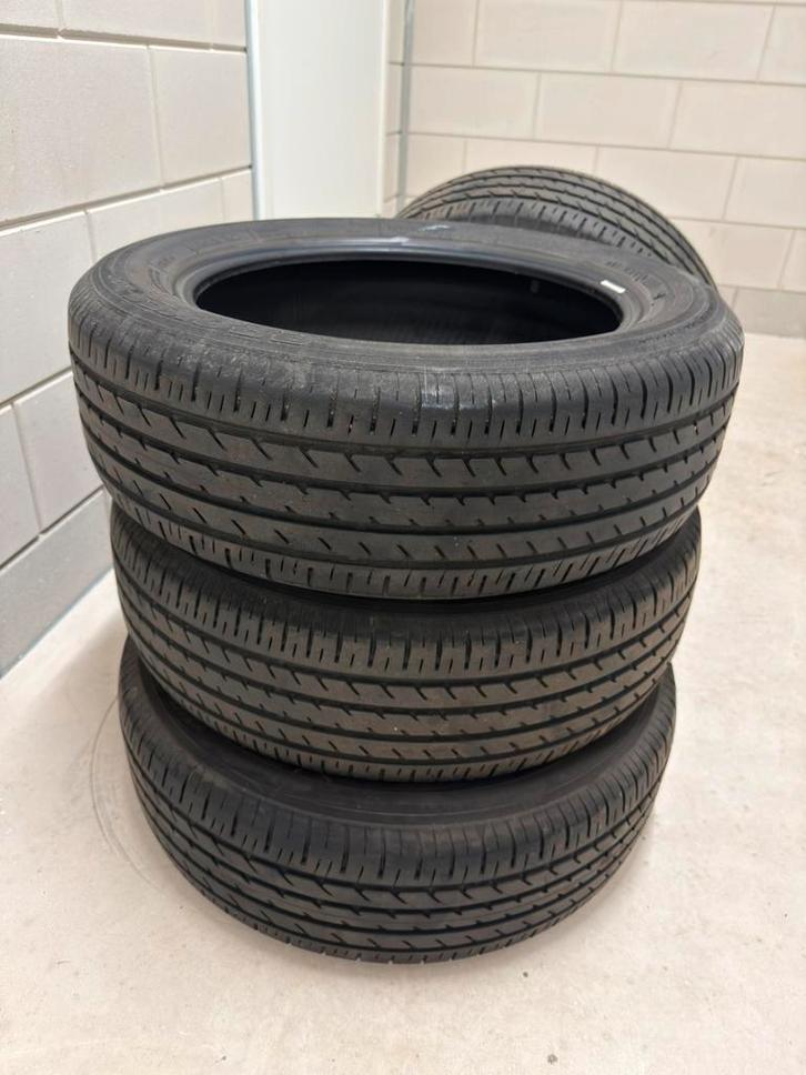 Toyo Proxes R39 185/60R16 86H - Zomerbanden in nette staat, Auto-onderdelen, Banden en Velgen, Band(en), Zomerbanden, 16 inch
