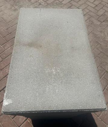 Betontegels 60x40 centimeter  b keus beschikbaar voor biedingen