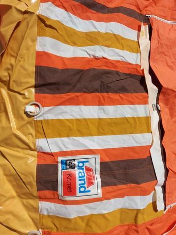 Meerdere Nieuwe retro/vintage voortenten beschikbaar voor biedingen