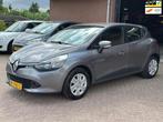 Renault Clio 1.2 16V 5DRS, APK BOEKJES NETTE AUTO!, Voorwielaandrijving, Euro 5, Stof, Gebruikt