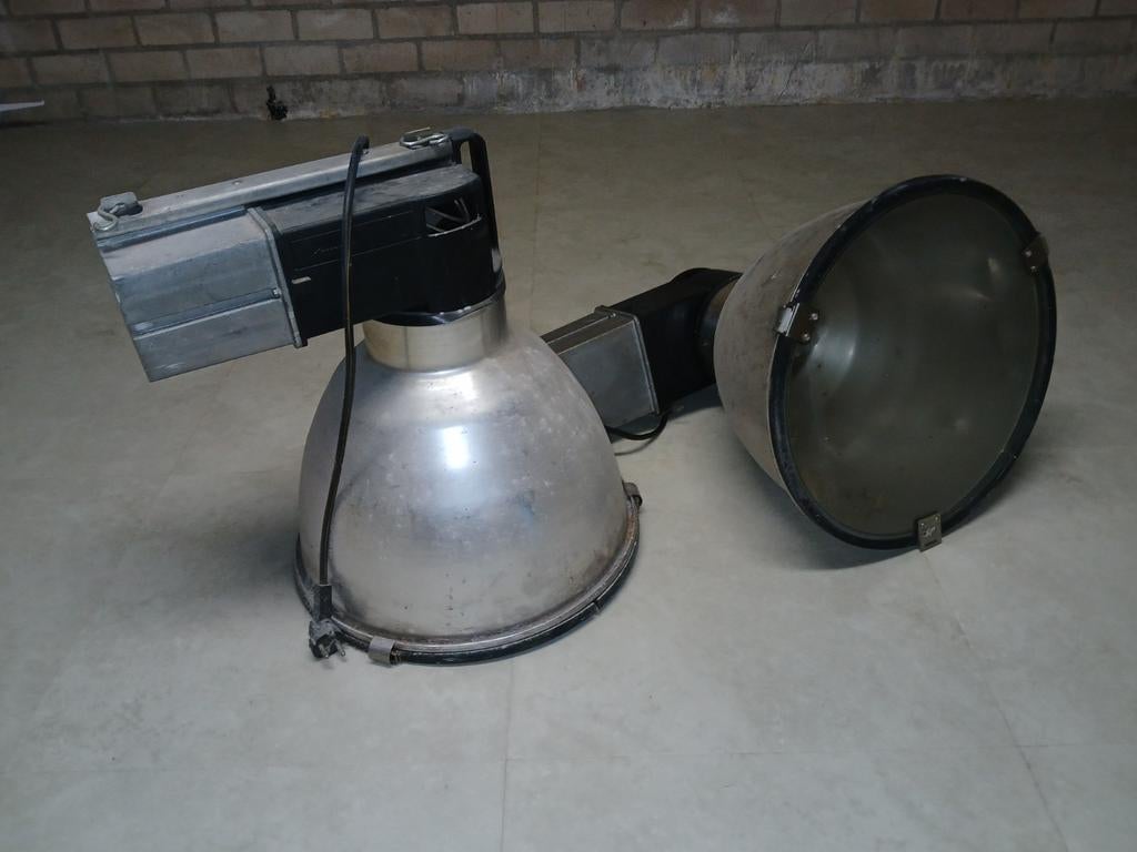 Set van 2 omgebouwde gaslampen naar 220v, Ophalen