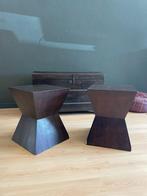 Set van 2 houten krukjes / bijzettafels, Minder dan 55 cm, Gebruikt, Vierkant, Hout