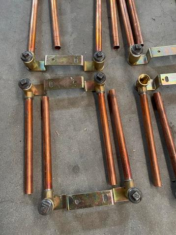 Muurplaten / Geminibeugels 15 x 1/2" capilair beschikbaar voor biedingen
