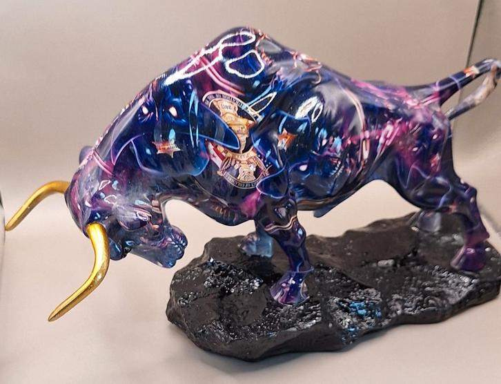 Wall Street Bull / Red Bull Beeld, Antiek en Kunst, Kunst | Beelden en Houtsnijwerken, Ophalen of Verzenden